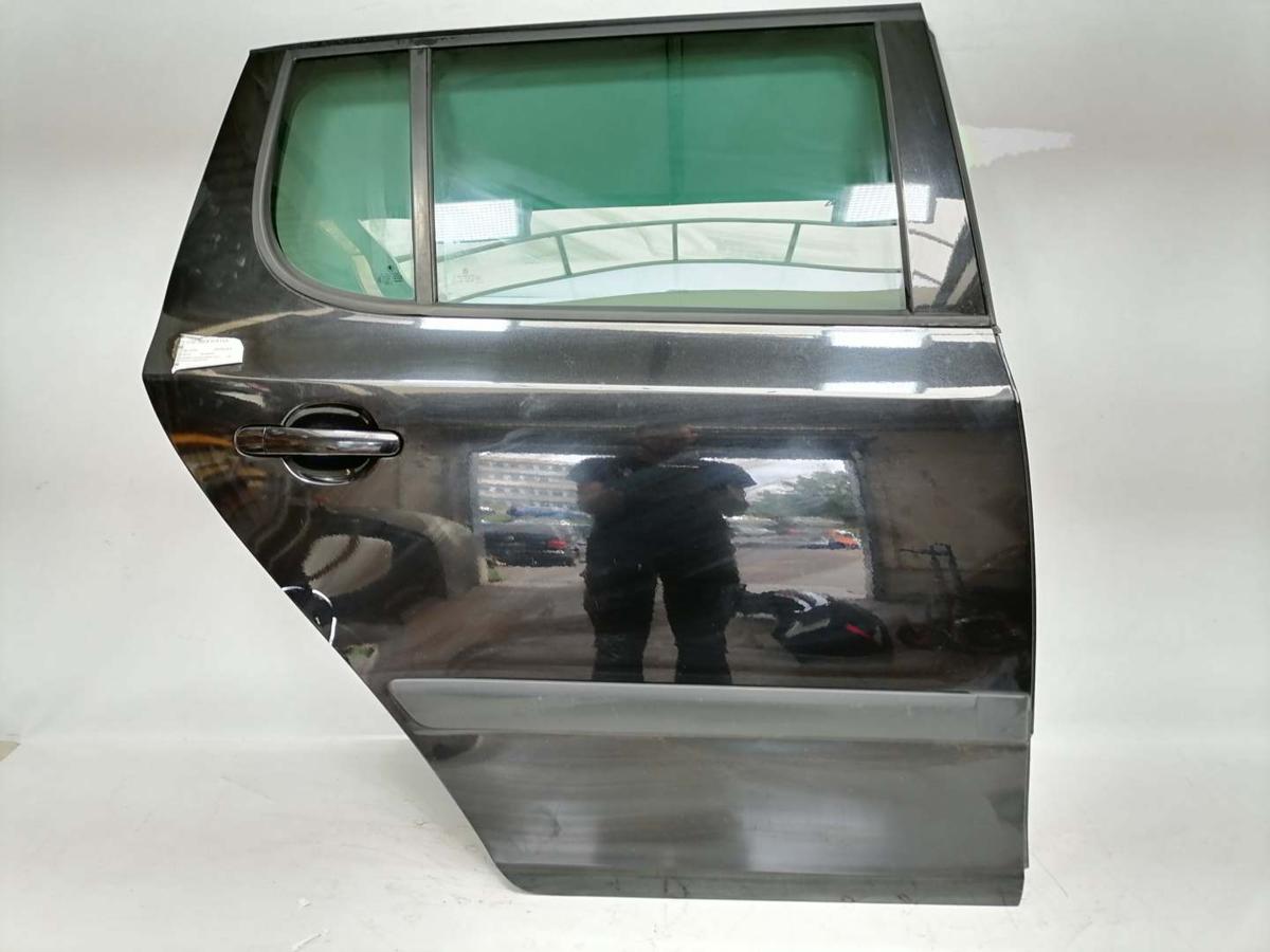 Skoda Fabia 2 5J original Tür hinten rechts 9910 schwarz manueller Fensterheber Bj.2008